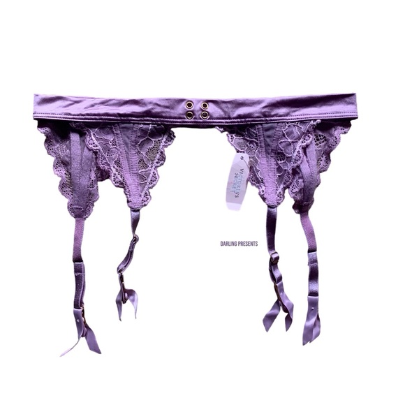 VICTORIA’S SECRET LACE & SATIN GARTER BELT WOMEN COLOR PURPLE SIZE XS/S - Picture 1 of 4